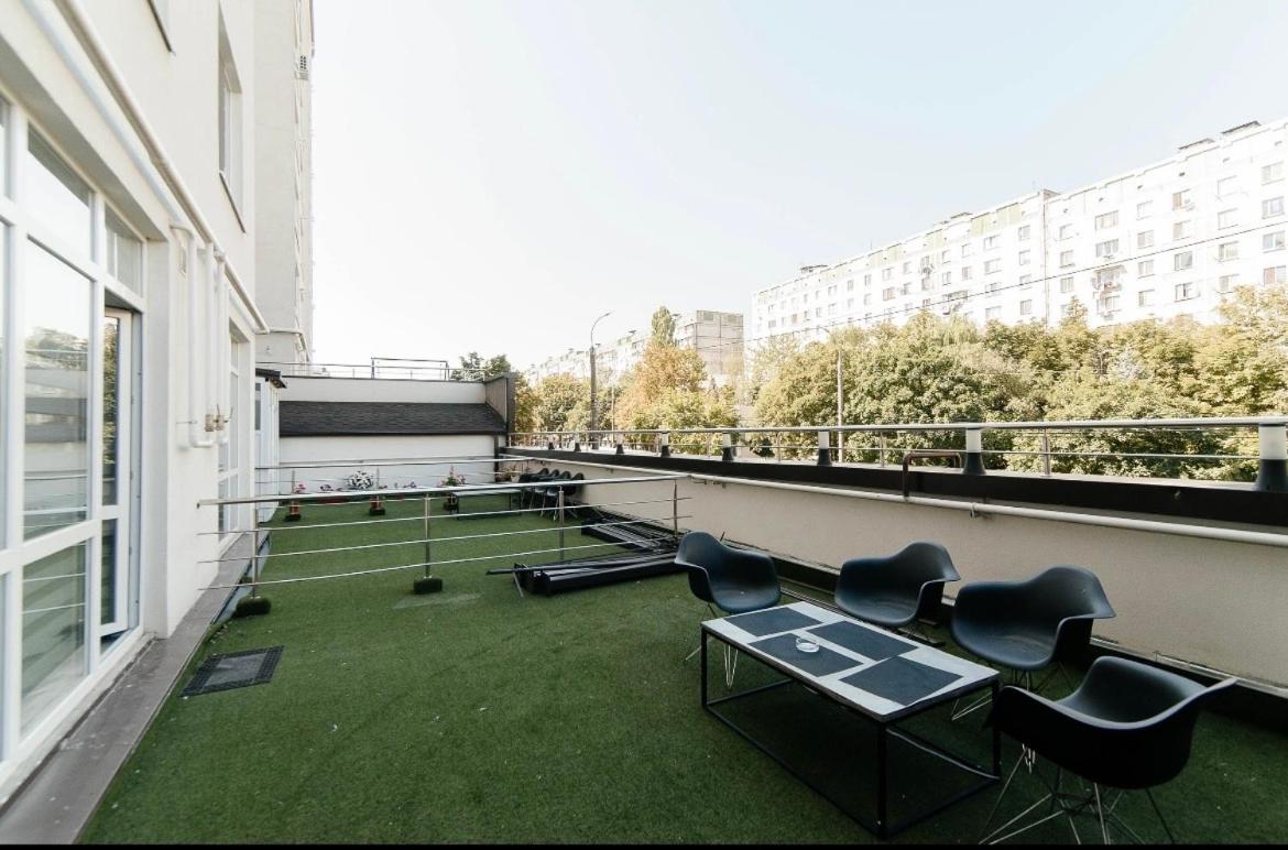 Apartament - B&B Chișinău