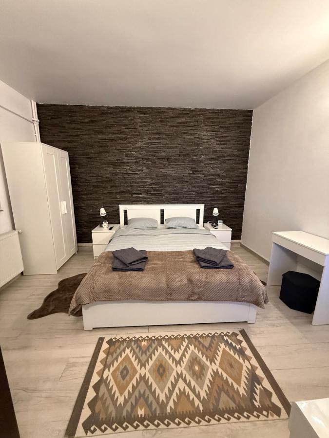 Appartamento con 1 Camera da Letto - Non Fumatori