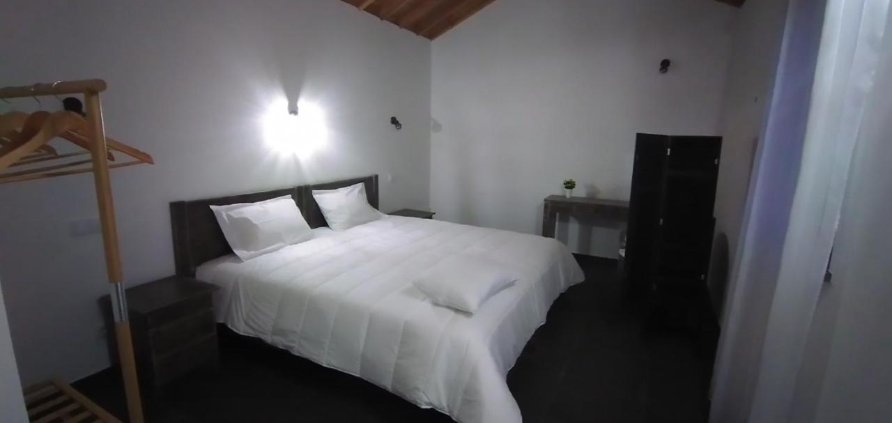 Casas do Lourenço - B&B São Roque do Pico