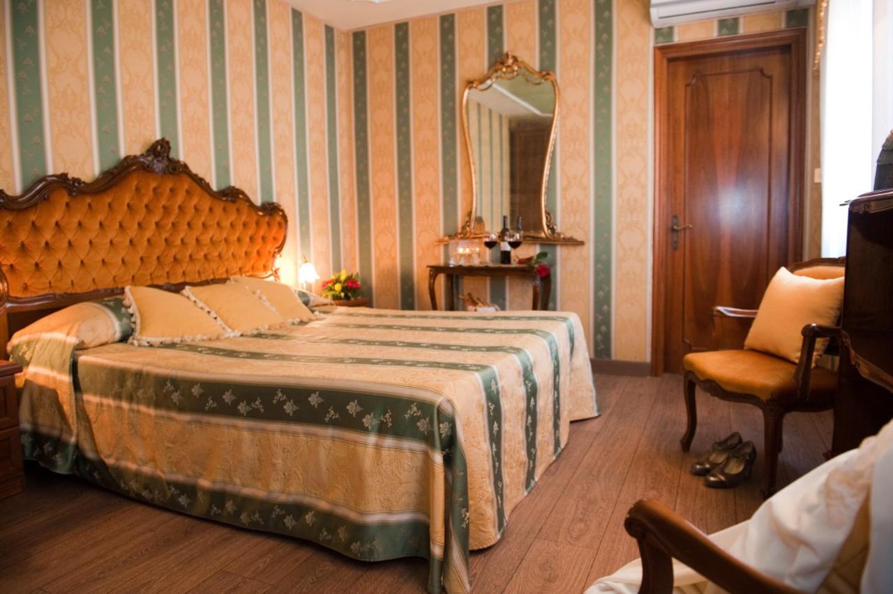 Double Room with Canal View