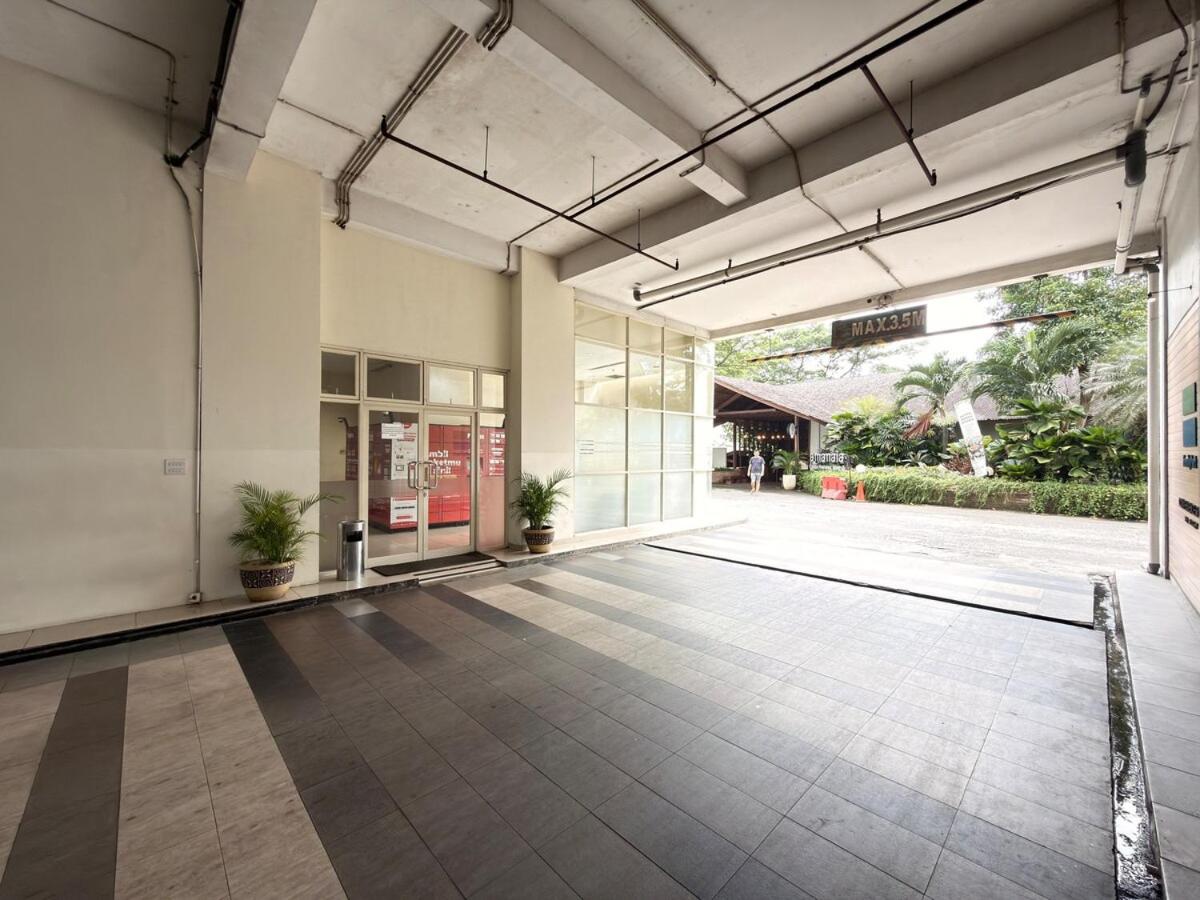 Strategic & Cozy Studio Apt at Margonda Depok by Ls - Bed and Breakfast Kemirimuka Tiga