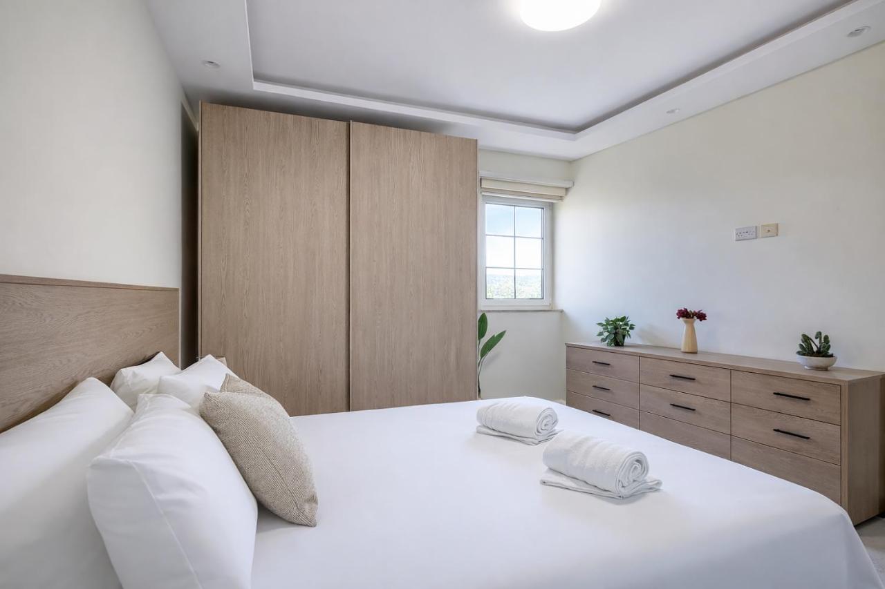 NEW! - Spacious 3 Bedroom apartment with garage in Mgarr by SF HOMES - Ferienwohnung Imgarr