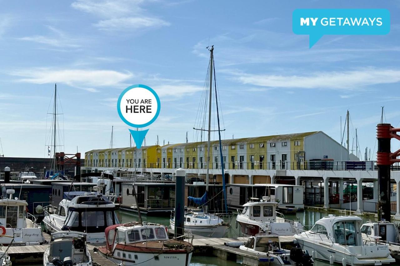 On the Water 3 A One-of-a-Kind Stay Free Parking By My Getaways - Chambres d'hôtes Brighton