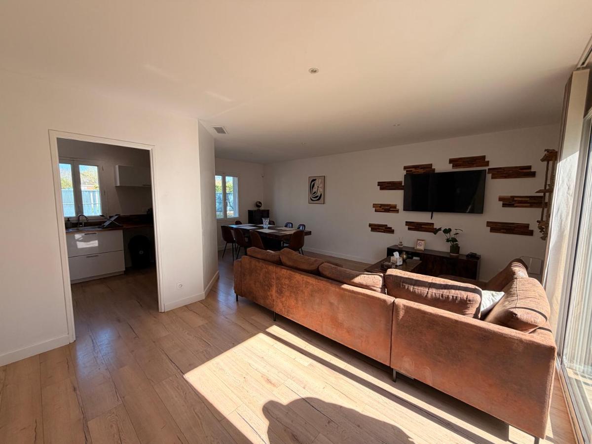 Maison avec piscine, idéale pour les vacances & séjours professionnels - Chambres d’hôtes Pessac