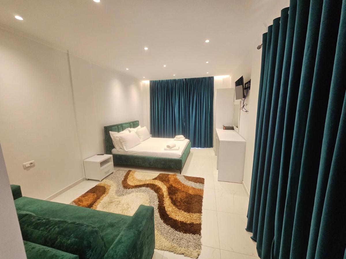 Amelia Room's - B&B Qeparo
