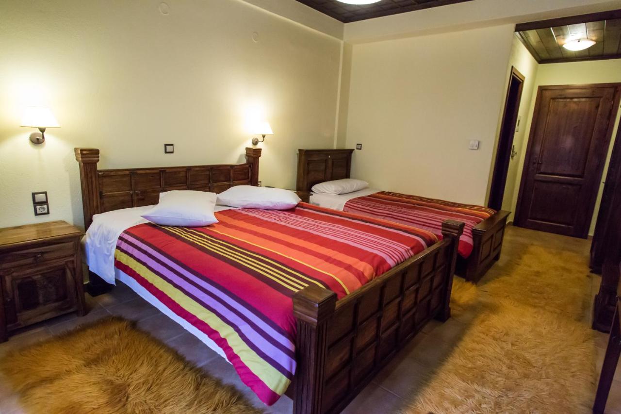 Camera Tripla con Vista Montagna