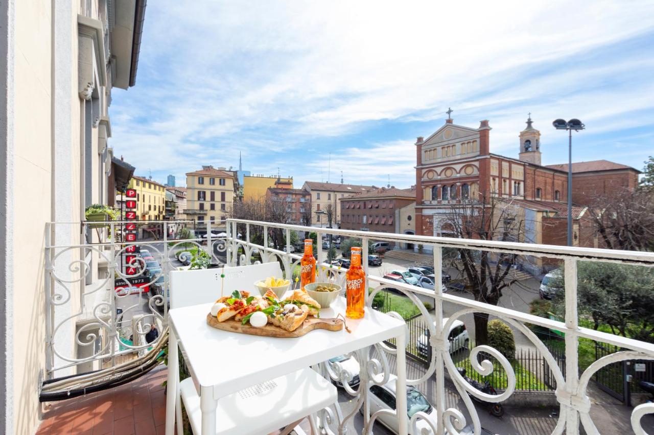 Il Glicine - Vista Mozzafiato, zona Isola, vicino Metro M3 M5 e Stazione Centrale - Chambres d'hôtes Milan