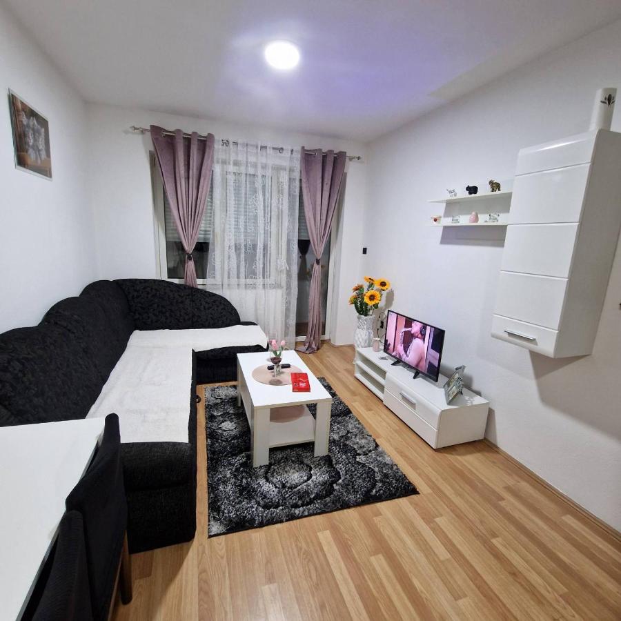 Apartman Zivkovic - B&B Dubica