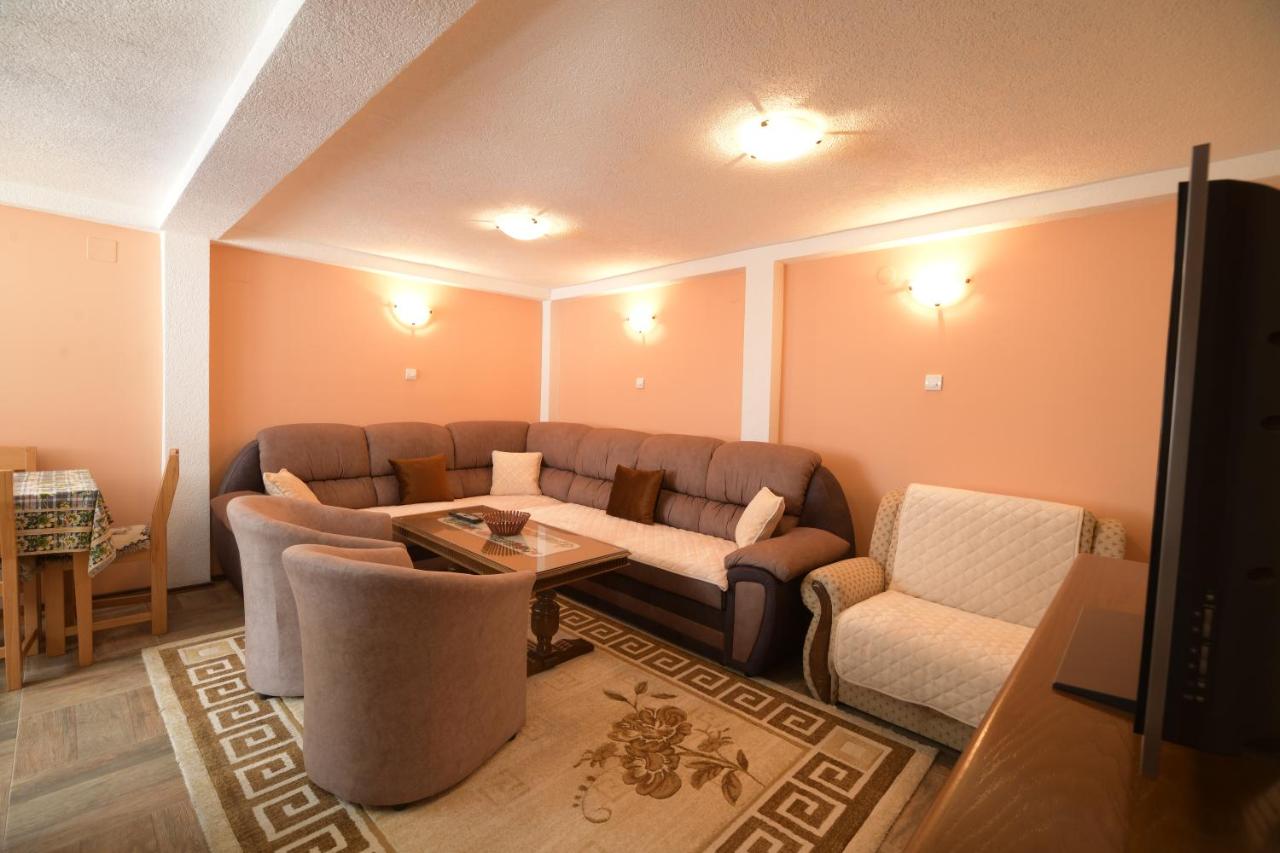 Planinski vuk apartments - B&B Zabljak
