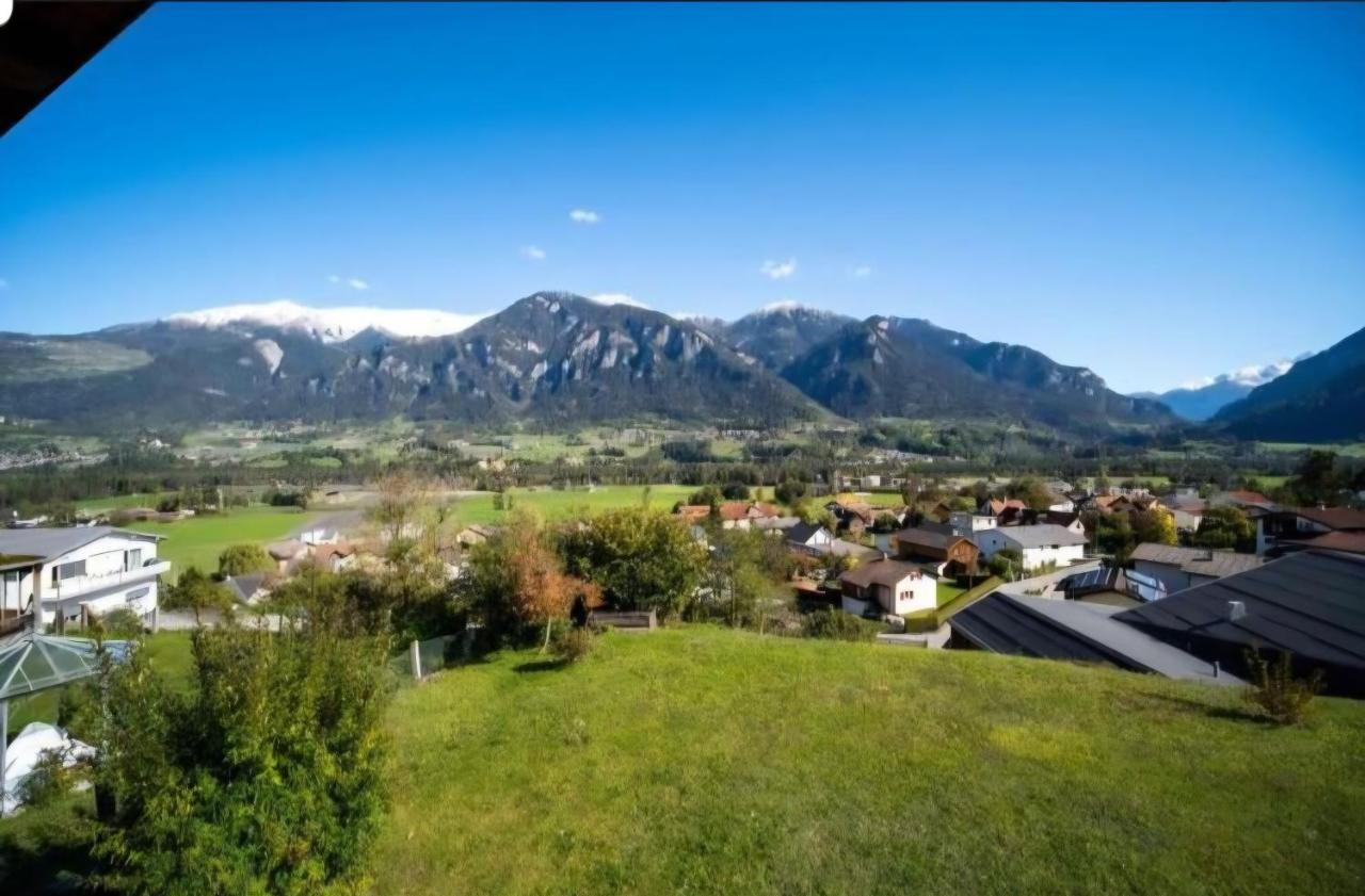 Ferienwohnung mit Ausblick - Ferienwohnung Summaprada