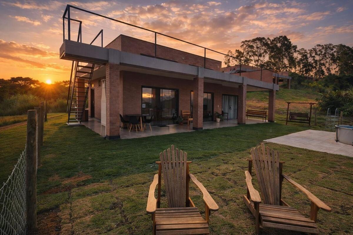 Mirante Natureza Jacuzzi Piscina e Lareira - Ferienwohnung Joanópolis