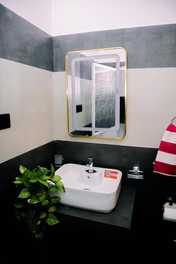 Paddy Breeze Villa - B&B Batigama