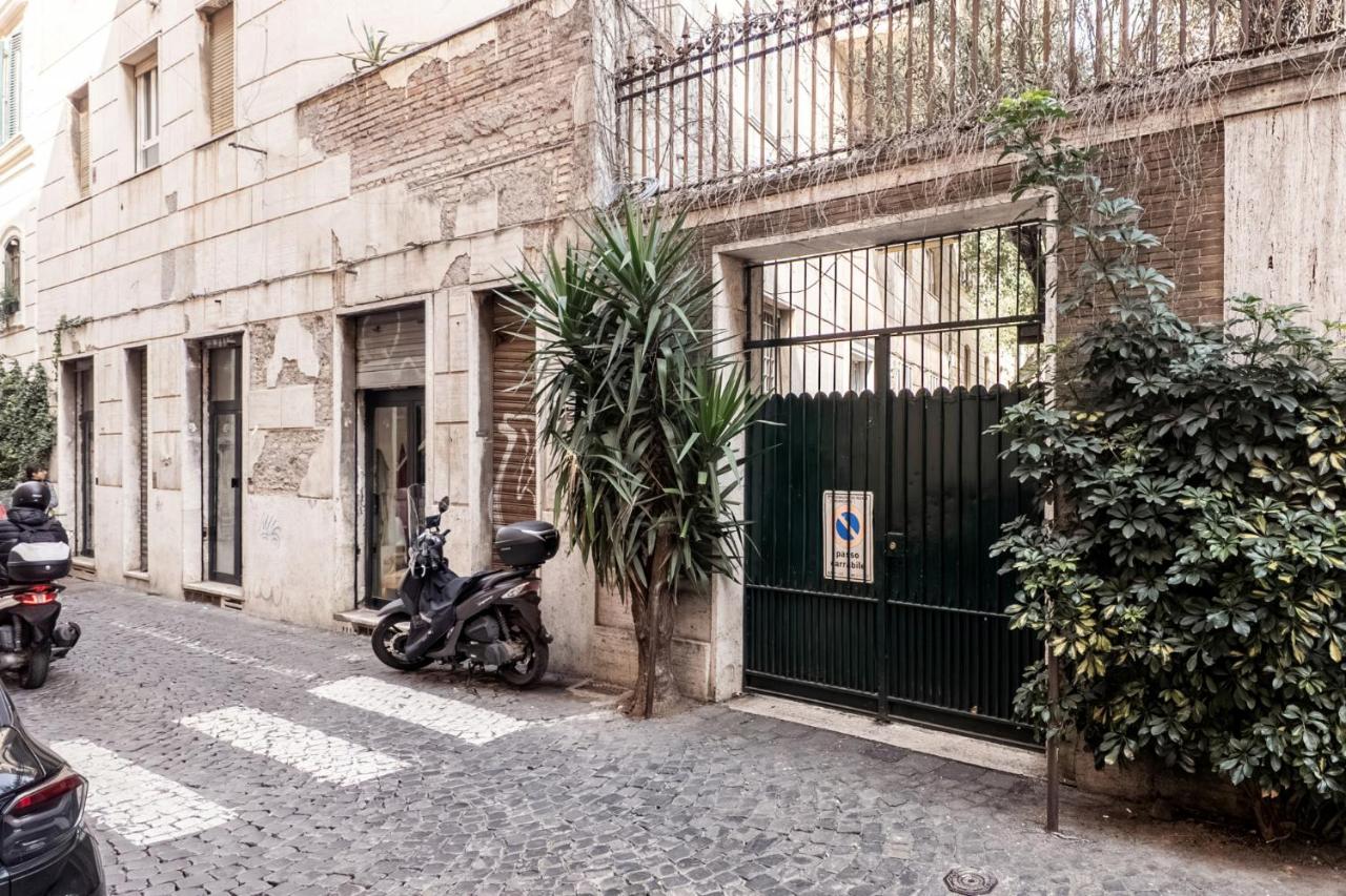 The Best Rent - Bright studio apartment in the historic center of Rome - B&B Roma