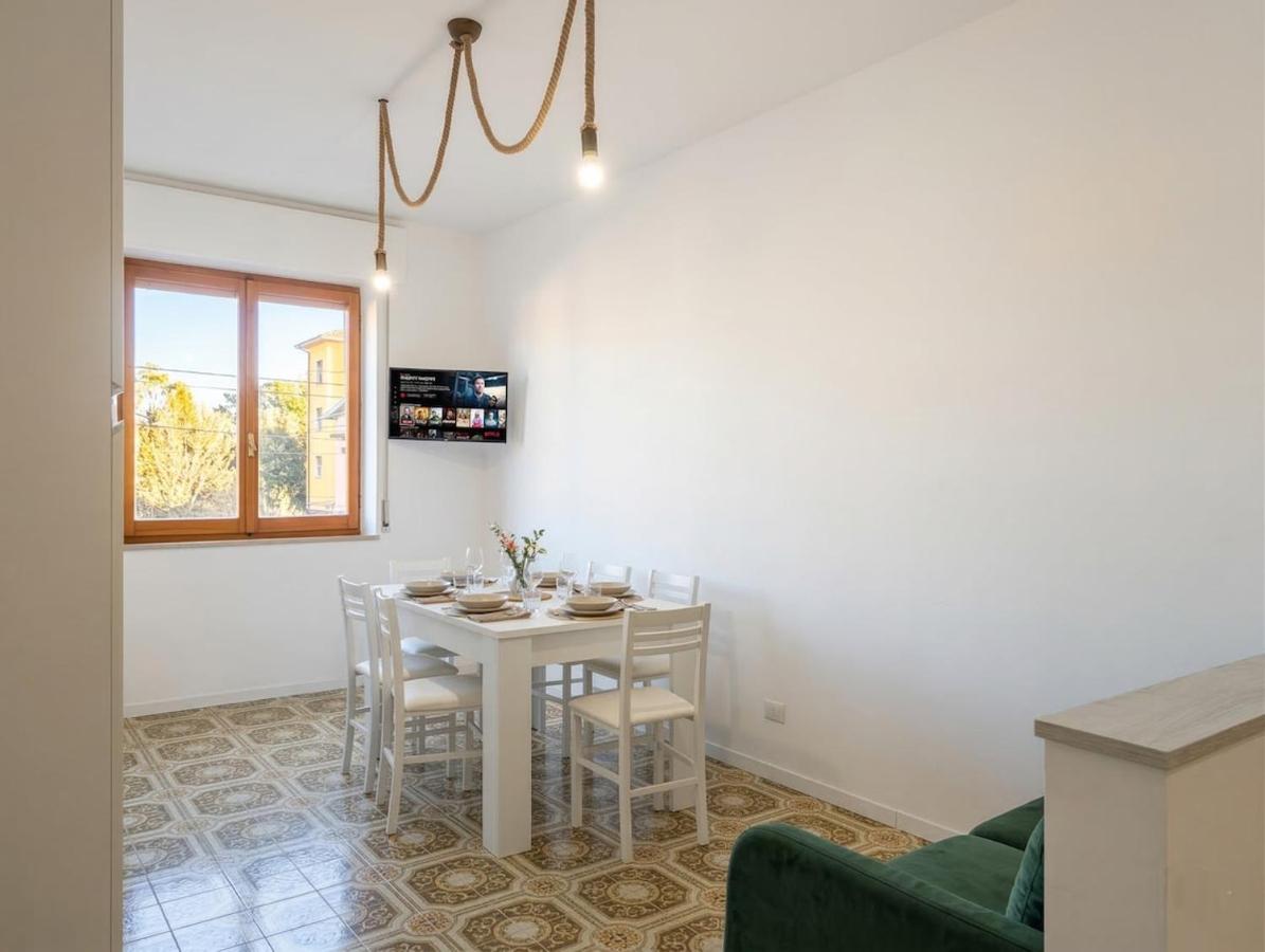 150m from the Sea - AC WiFi Balcony Sleeps 6 - B&B Grottammare