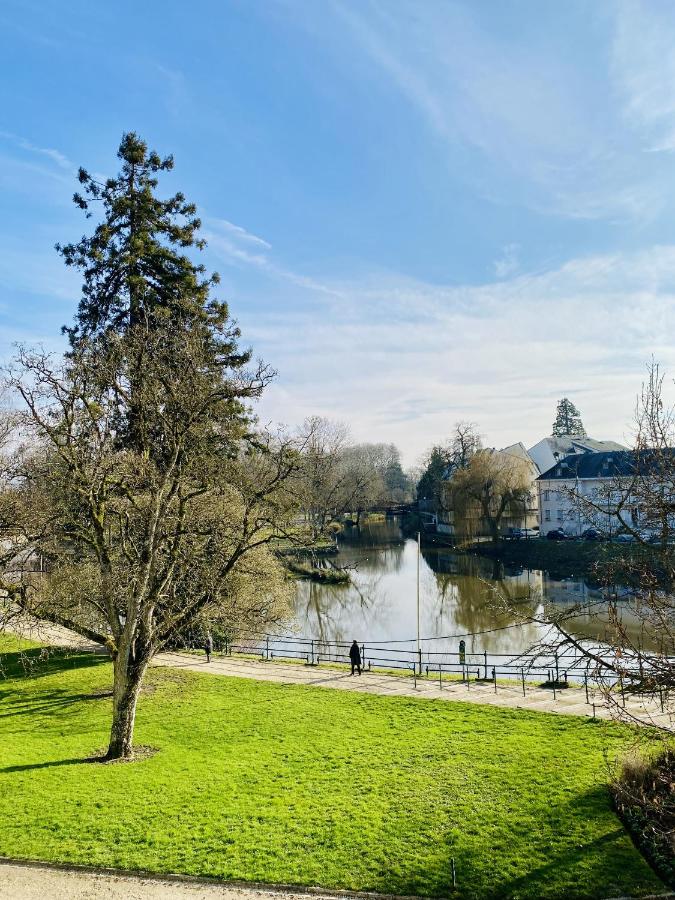 Le Square : Châteaux-Beauval-Arrivée auto-Netflix - Chambres d’hôtes Romorantin
