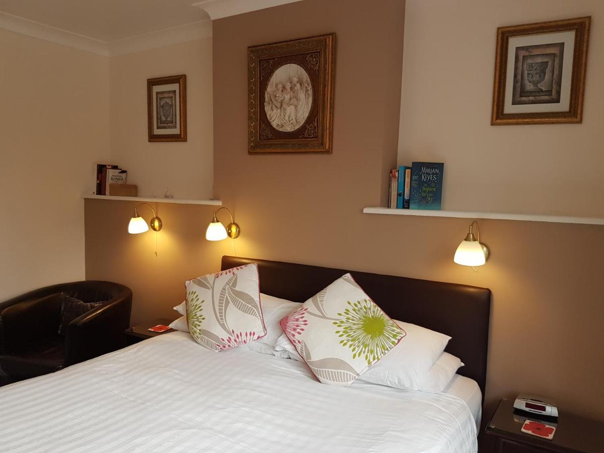 B&B Stratford-upon-Avon - Penryn Guest House, ensuite rooms, free parking and free wifi - Bed and Breakfast Stratford-upon-Avon