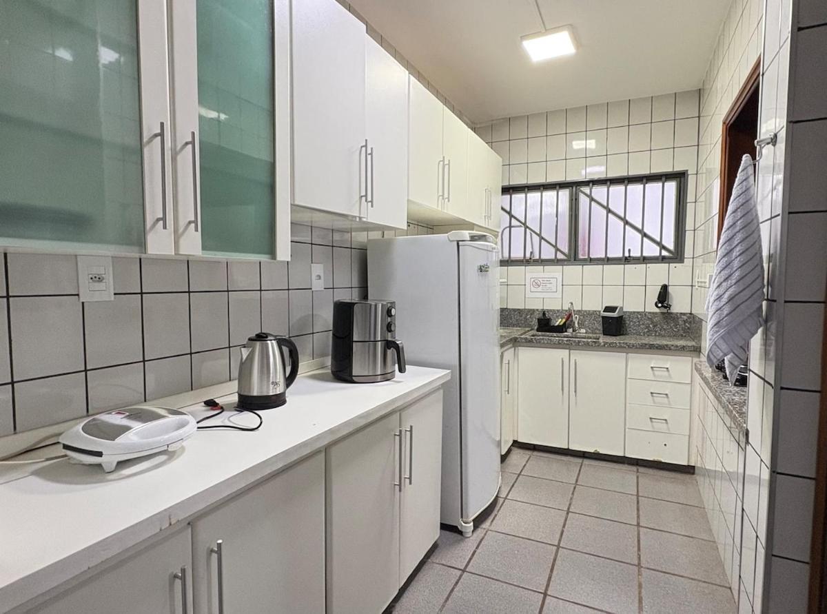 2 Bedroom Apartment in front of Hospital Presbiteriano Dr Gordon - Ferienwohnung Rio Verde