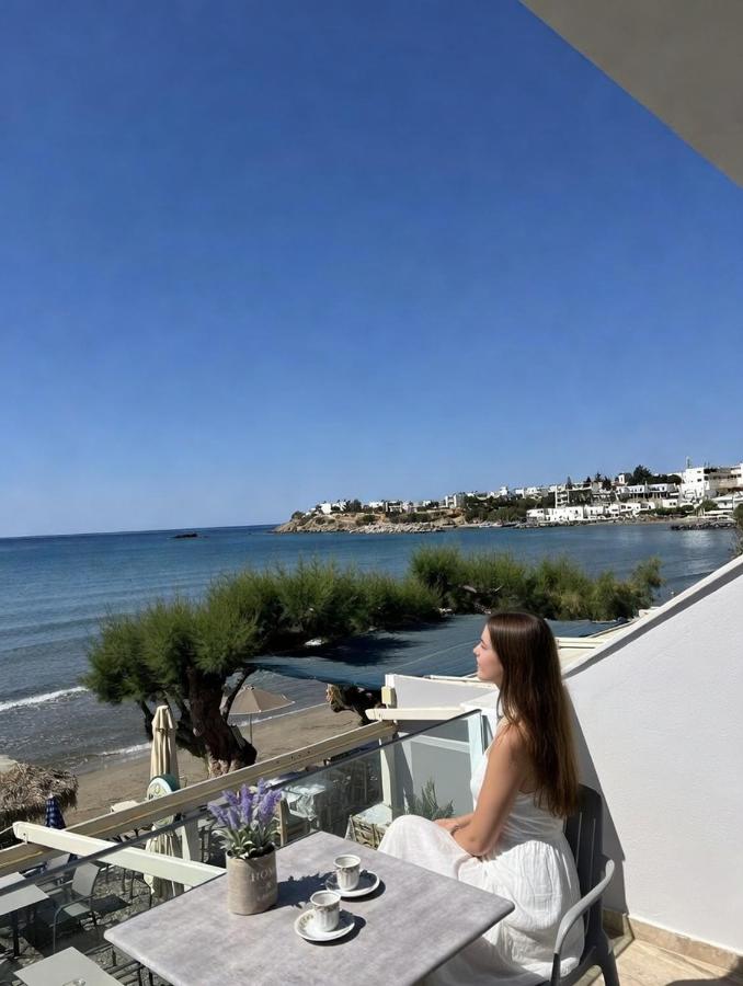 Revans Apartments - B&B Makry Gialos