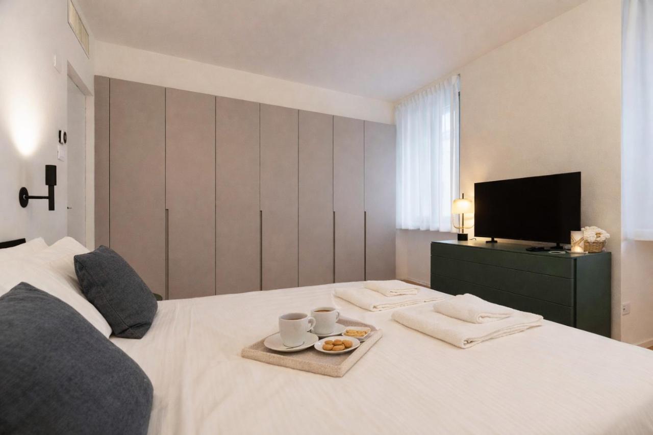 NeroGiardini Suites - Lusso e Design a San Babila - B&B Milán