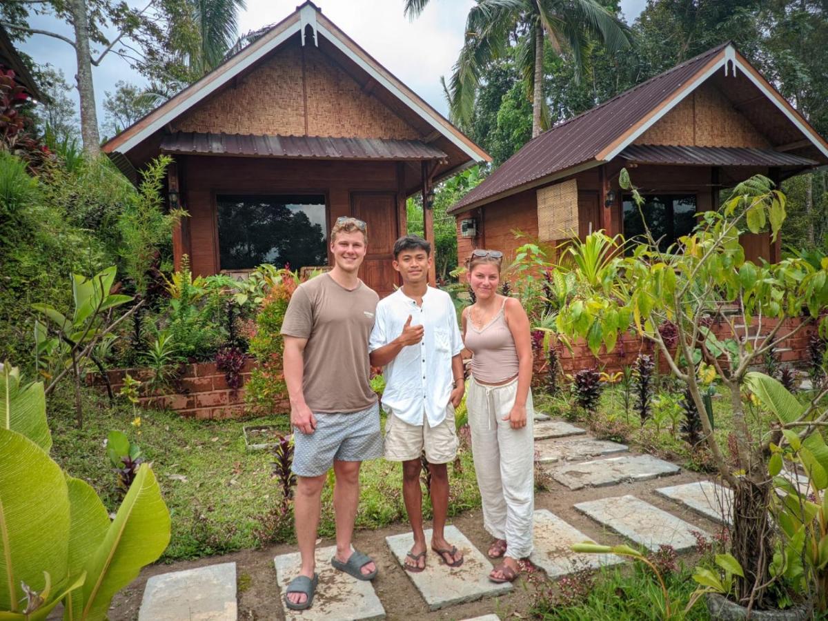 Tetebatu River Side BUNGALOWS - Chambres d’hôtes Tetebatu