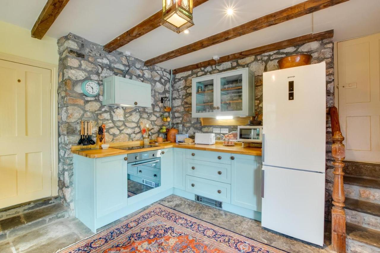 5 Bed in Llanmadoc oc-hh2111 - B&B Llanmadoc