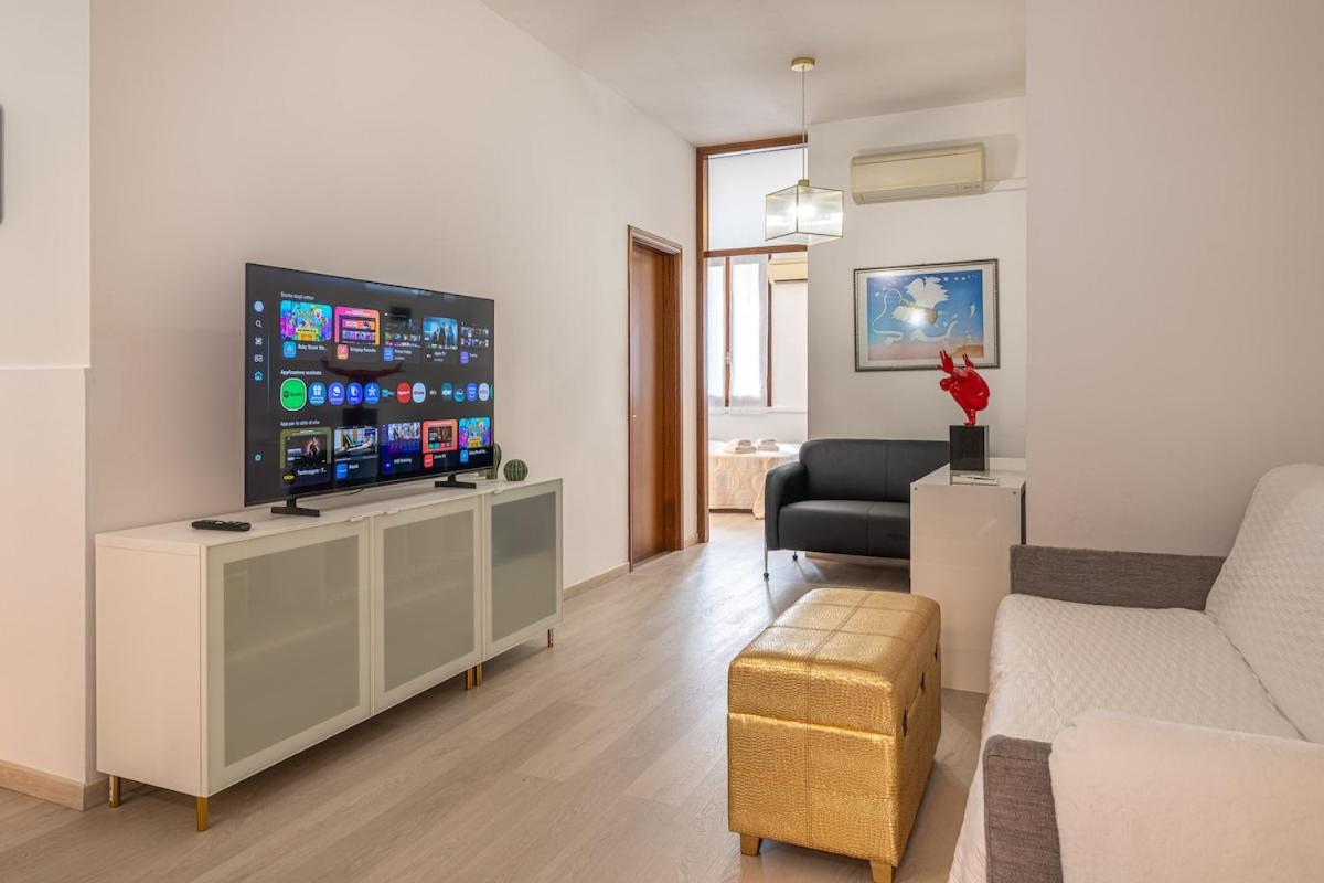 Domus Aurum - Raffinato e Confortevole Appartamento in Centro Storico fuori dalla ZTL - B&B Vicenza