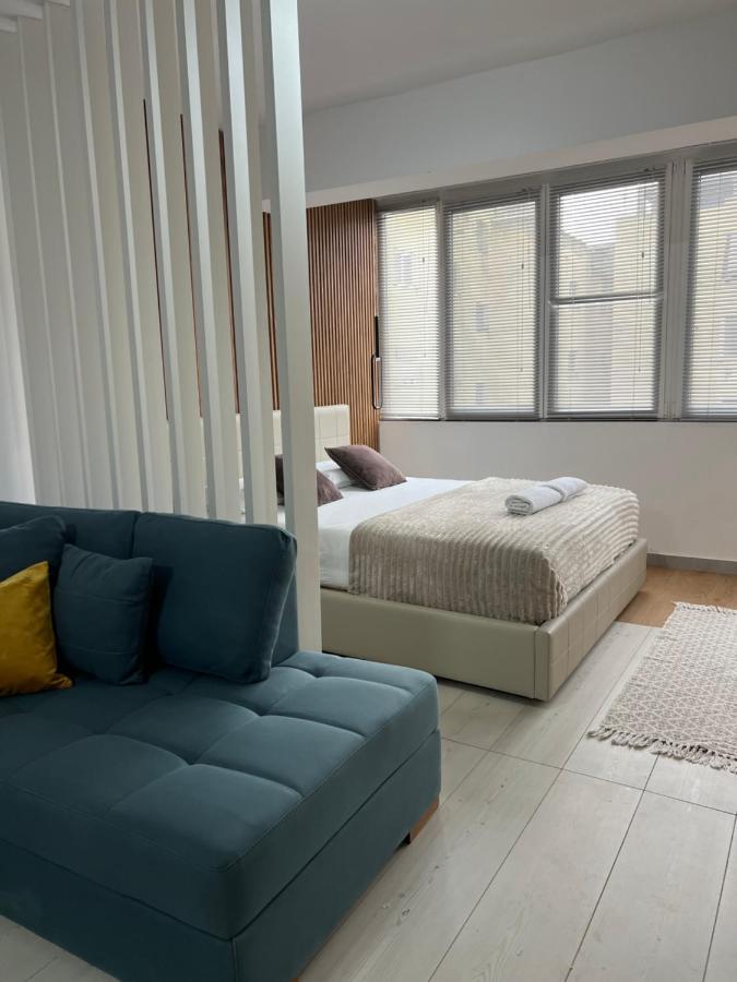 Stemea's Studio - B&B Durrës