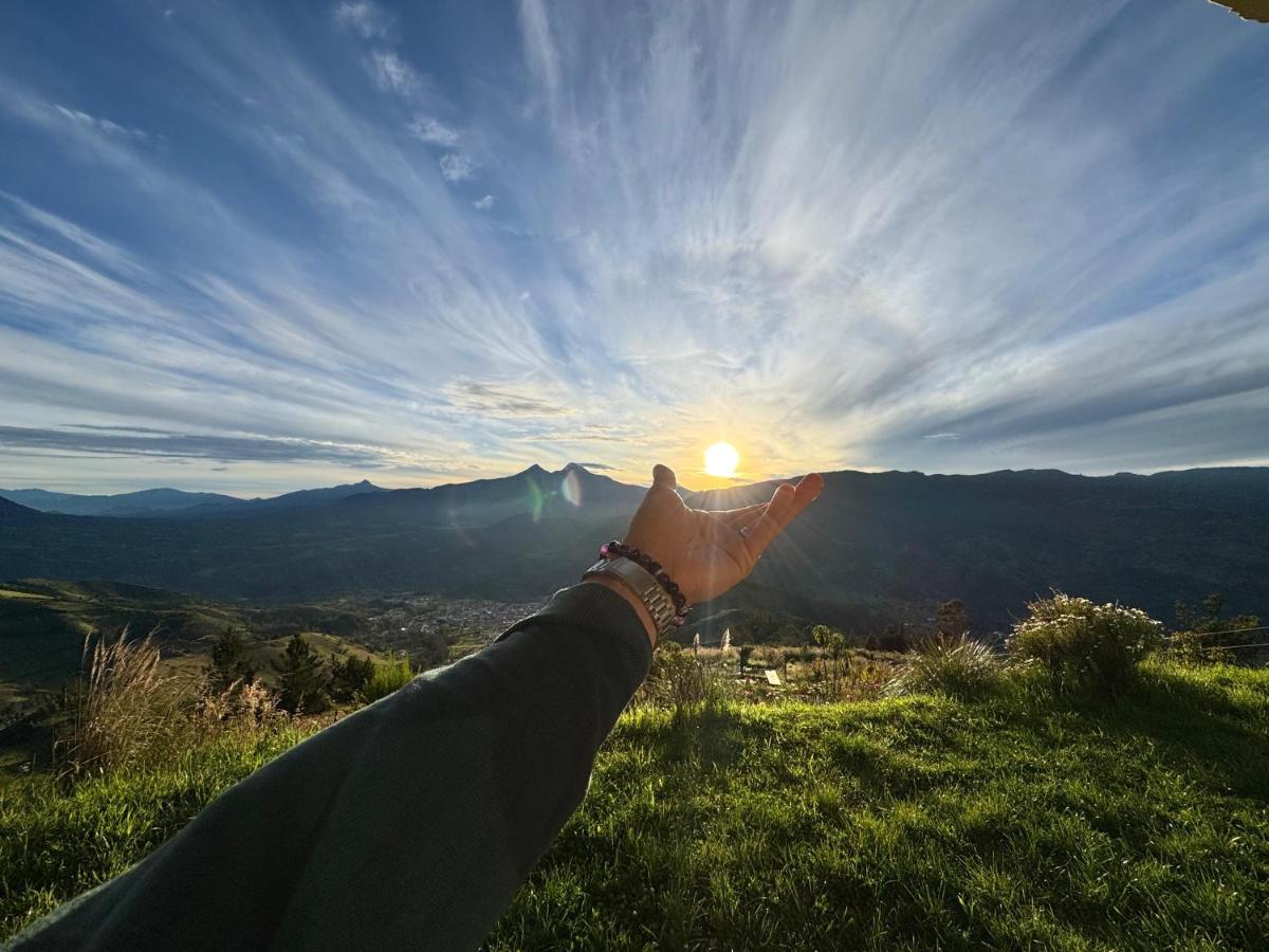Habitación Doble con vistas a la montaña