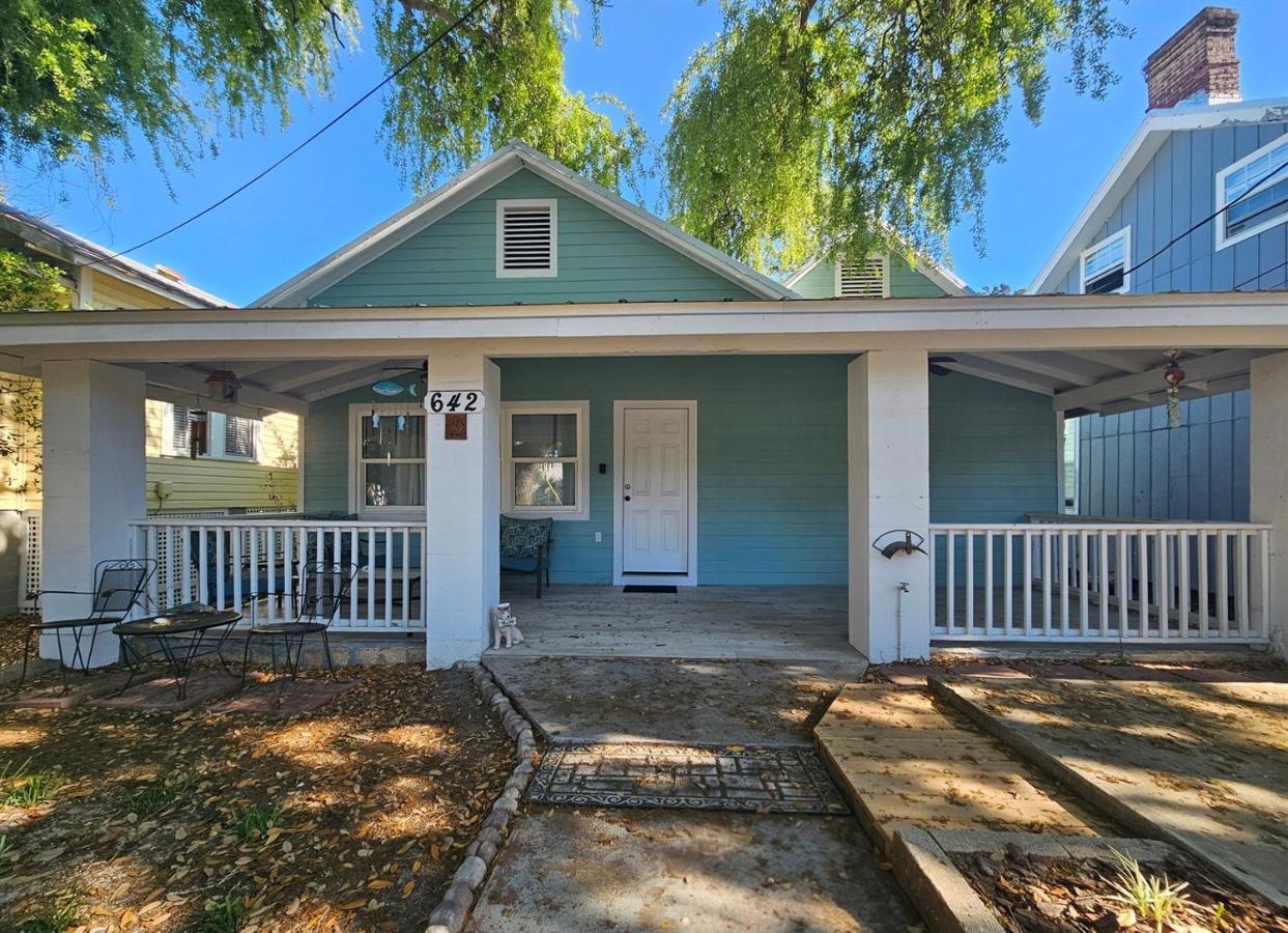 Seafoam Cottage - Beauty in the Heart of Cedar Key - Chambres d'hôtes Cedar Key