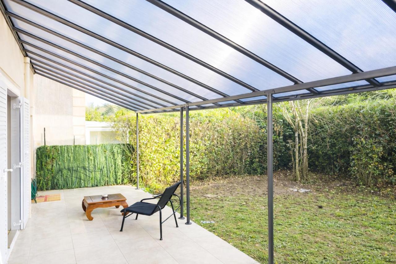 Modern Mezzanine Loft - Paris & Disneyland - Free Parking Space - Chambres d’hôtes Chelles