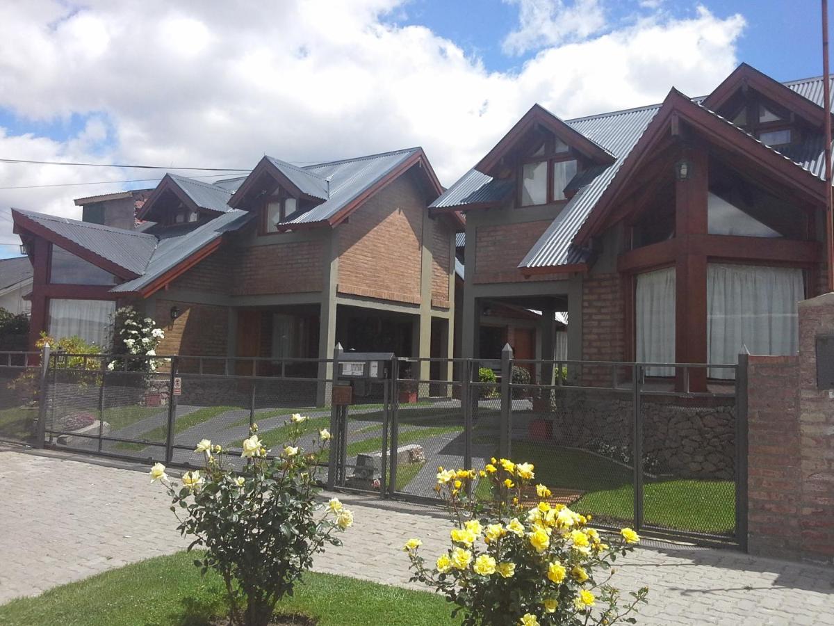 Del Sur Apart - B&B Esquel