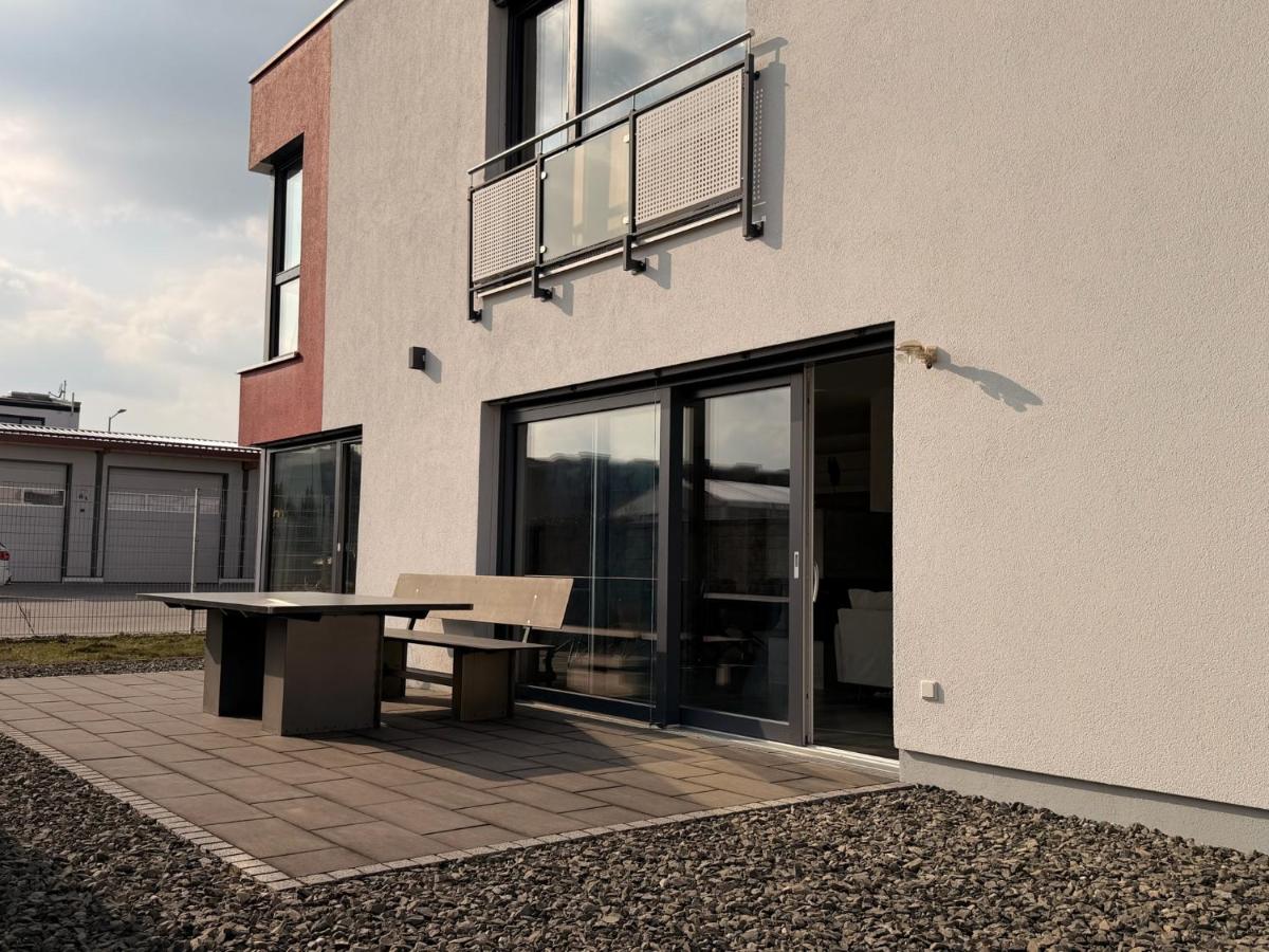 LUXUS - 240m2-Sauna-Kamin-4 Schlafzimmer-2 Bäder - Ferienwohnung Egling