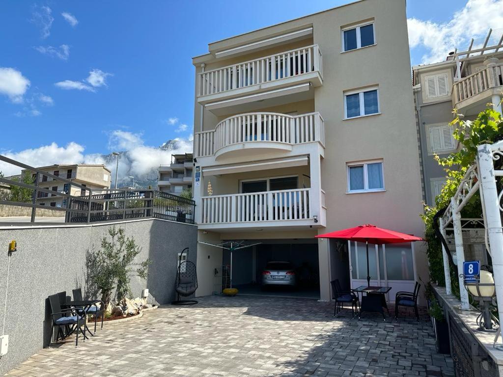 Apartments Jasa Deluxe - Bed and Breakfast Makarska