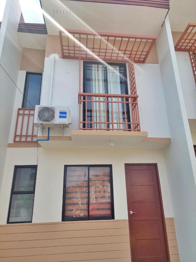 Townhouse at City of Naga, Cebu - B&B San Fernando