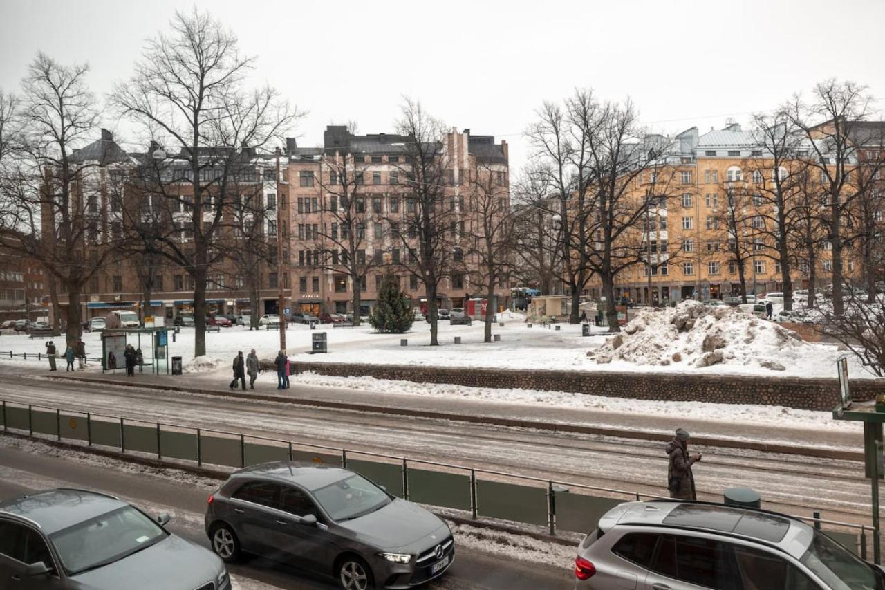 2ndhomes Cozy 1BR Apartment w Balcony next to tram stop - B&B Helsinki