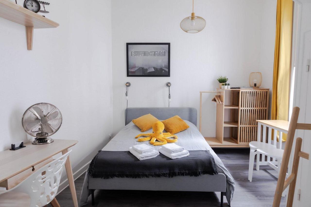 AppartUnique - Chez Layette - Hypercentre & Design Moderne - Chambres d’hôtes Vichy