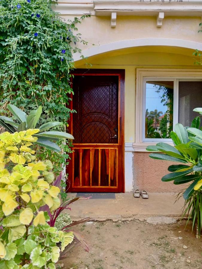 Noah Bed&Breakfast 3 Private Rooms-NEWHOME A Quiet Place to Stay with Solar no Blackout - B&B Puerto Princesa