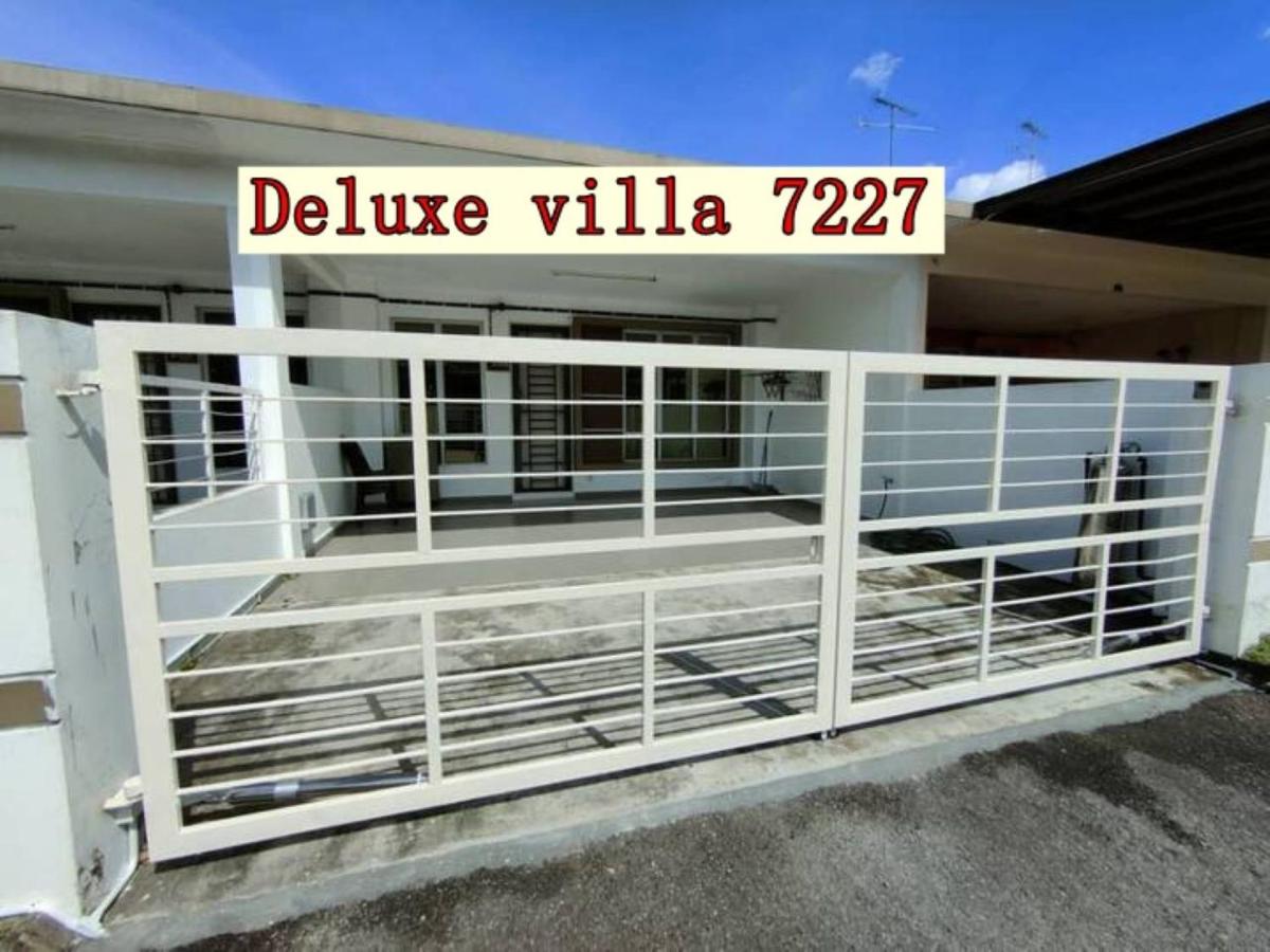 Villa Deluxe