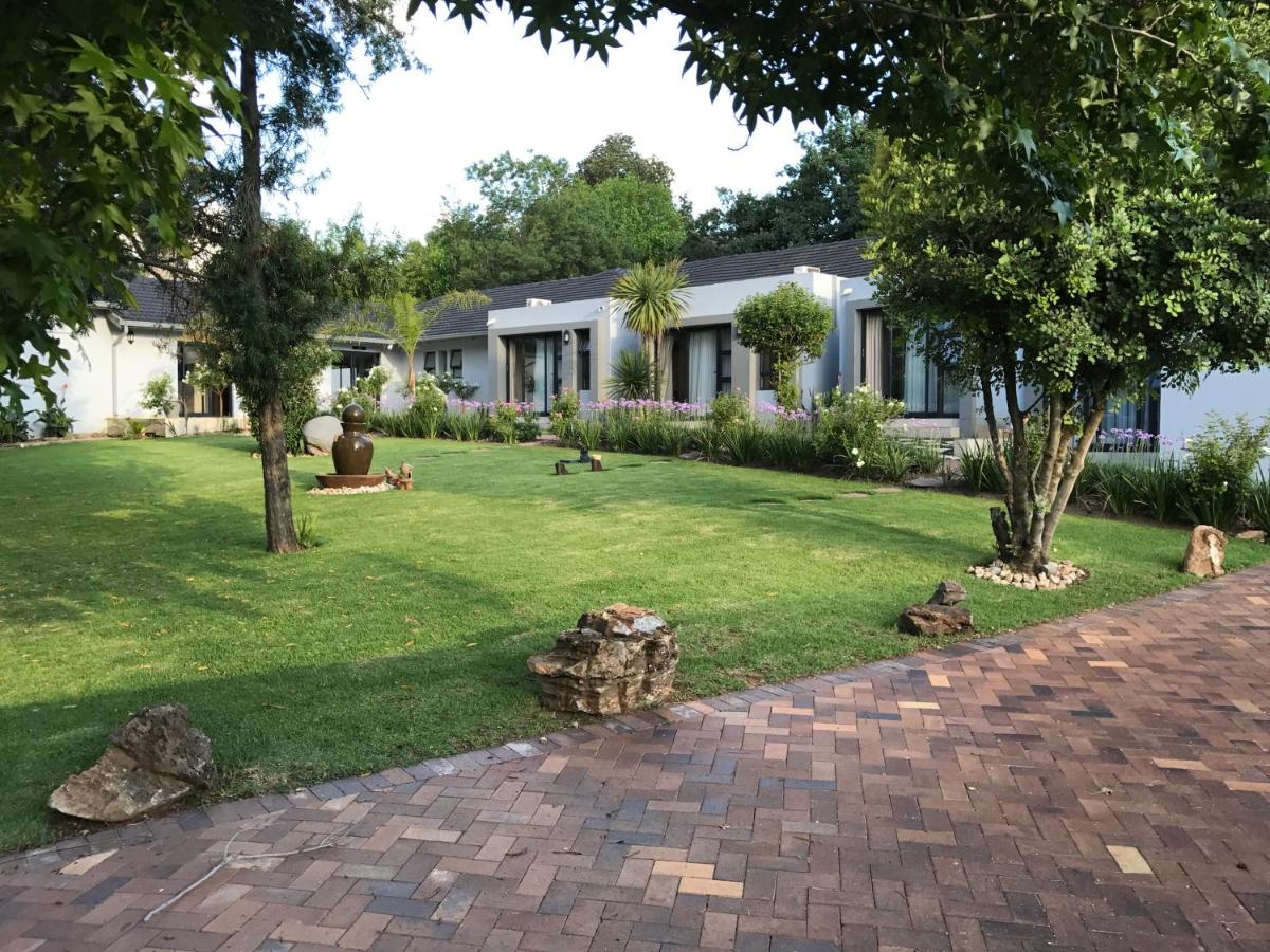 6 on Morris Guest Lodge - B&B