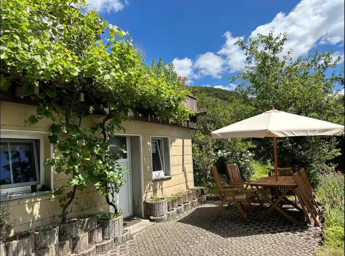 Ferienwohnung mit Traumblick - Chambres d'hôtes Graach
