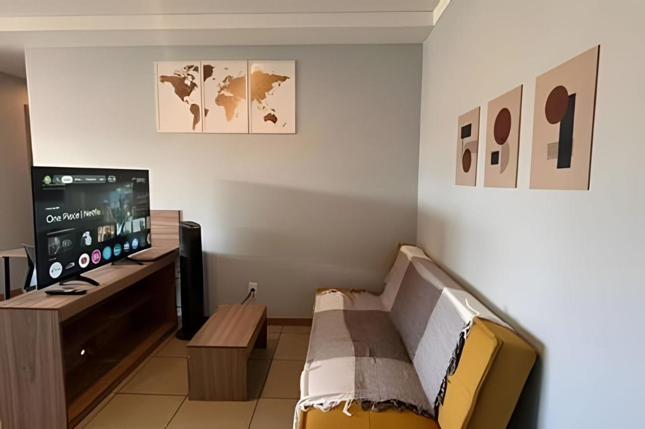 Confortável apê de 3 quartos - próx avenida JK - B&B Londrina