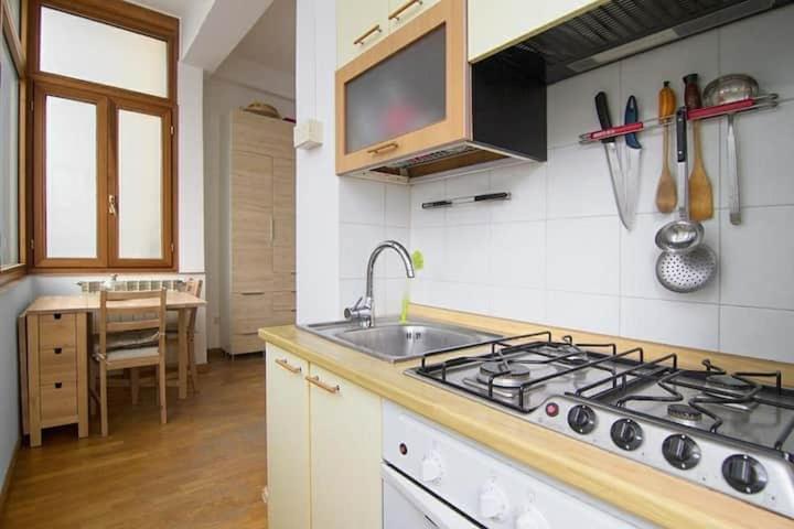 La Casa di Paola Livia - apartment in Naples - Chambres d'hôtes Naples