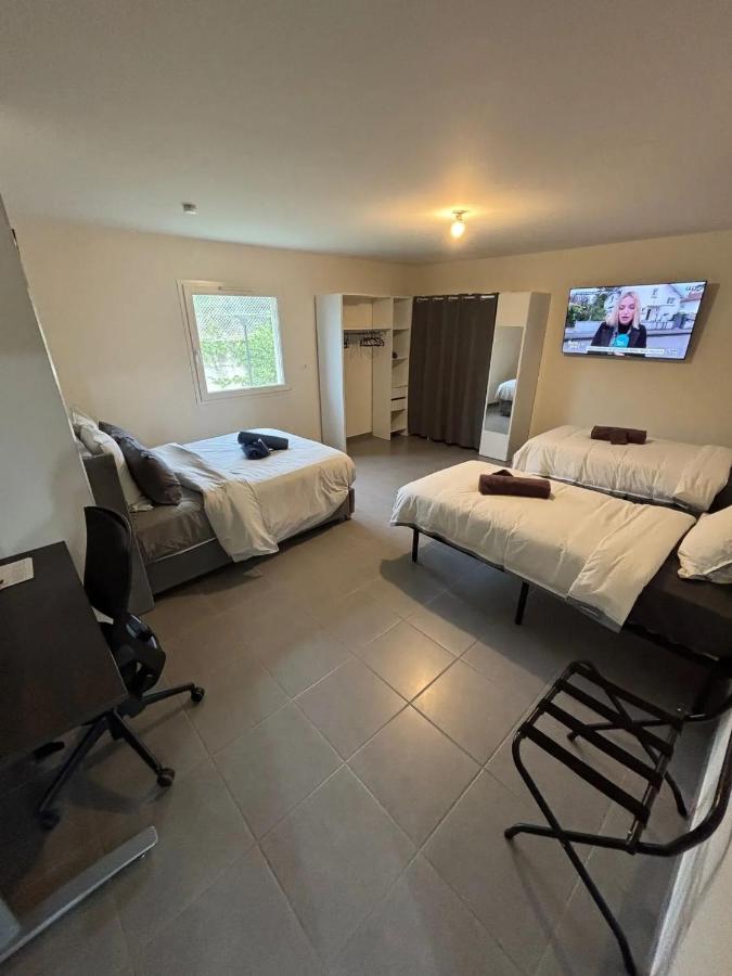 Maison spacieuse à Vernoux-en-Vivarais, jardin clôturé, 170 m² - Chambres d'hôtes Vernoux-d'Ardèche