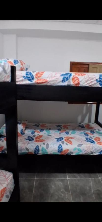 Hospedaje Mango y Mar Habitaciones - B&B Coveñas