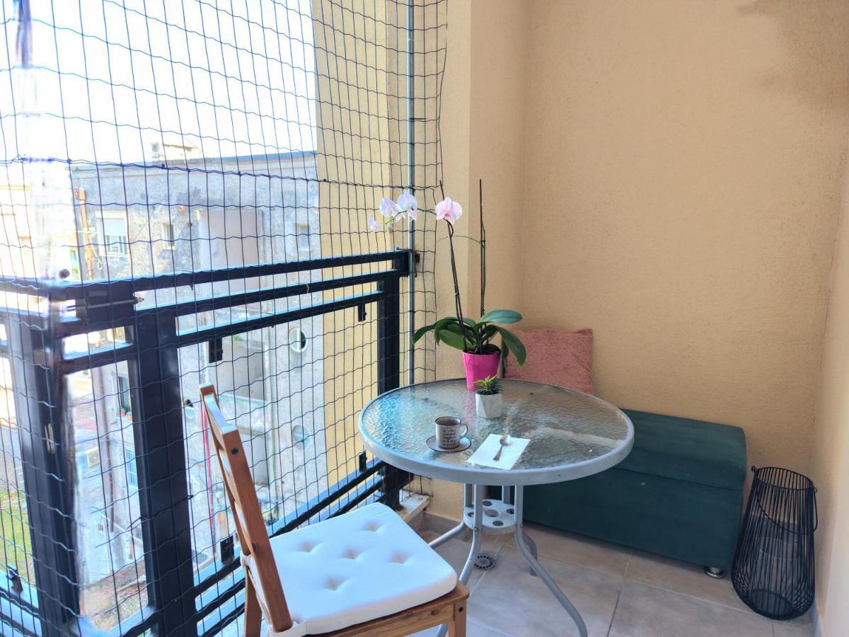 Luce Apartment - B&B Shkoder