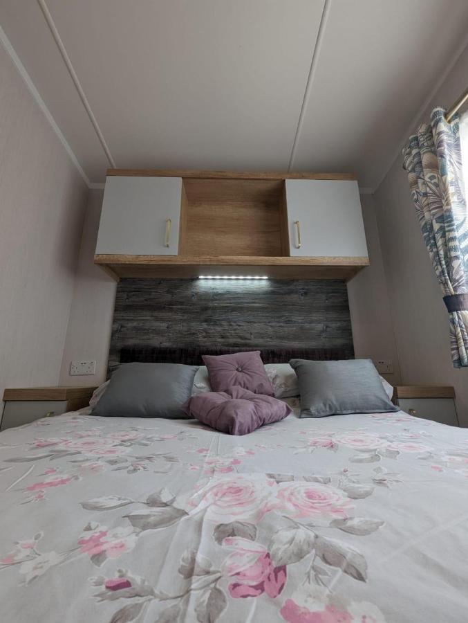 Swift Bordaux 68 - Chambres d'hôtes Ardentinny