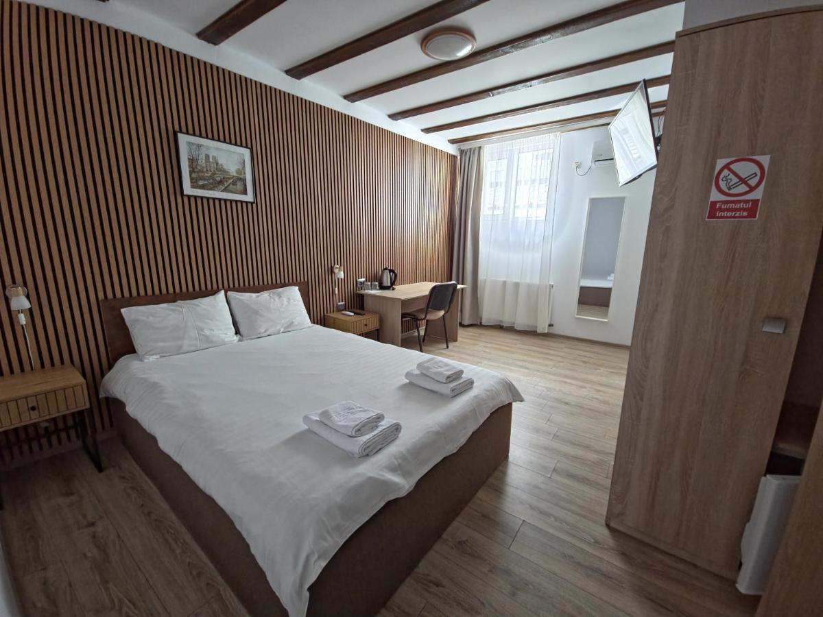 Confort INN - B&B Otopeni