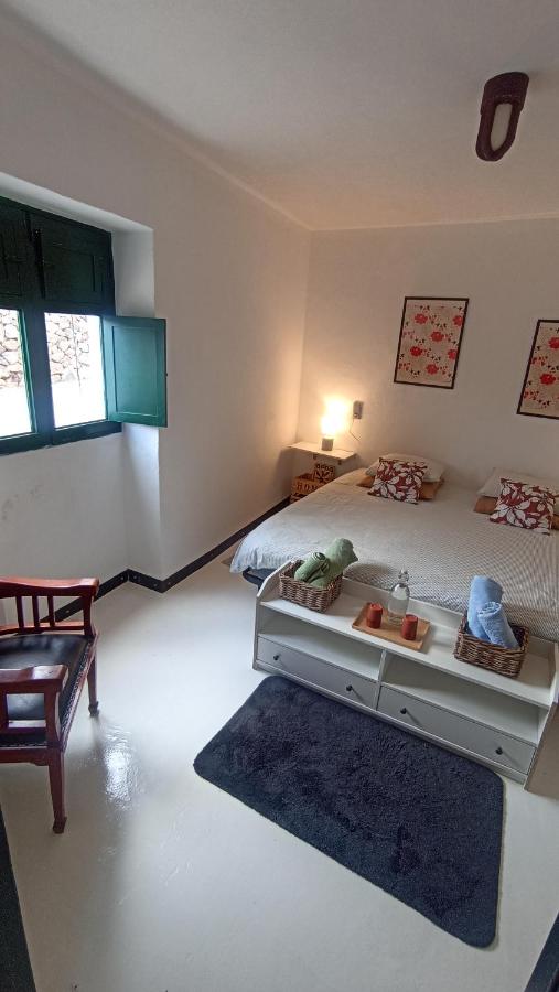 Olala House Lanzarote - Bed and Breakfast Haría