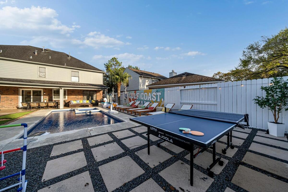 Your Family Relax Getaway - B&B League City