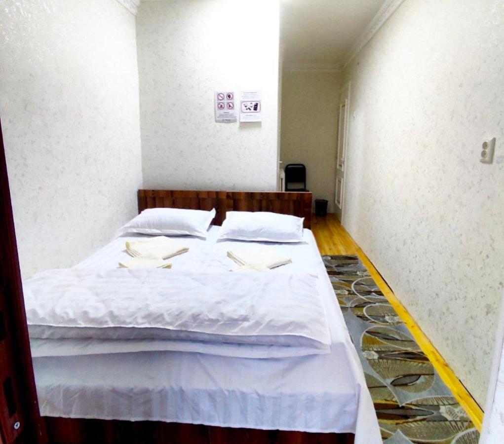Doni Mehmon Uyi - Bed and Breakfast Jizzax